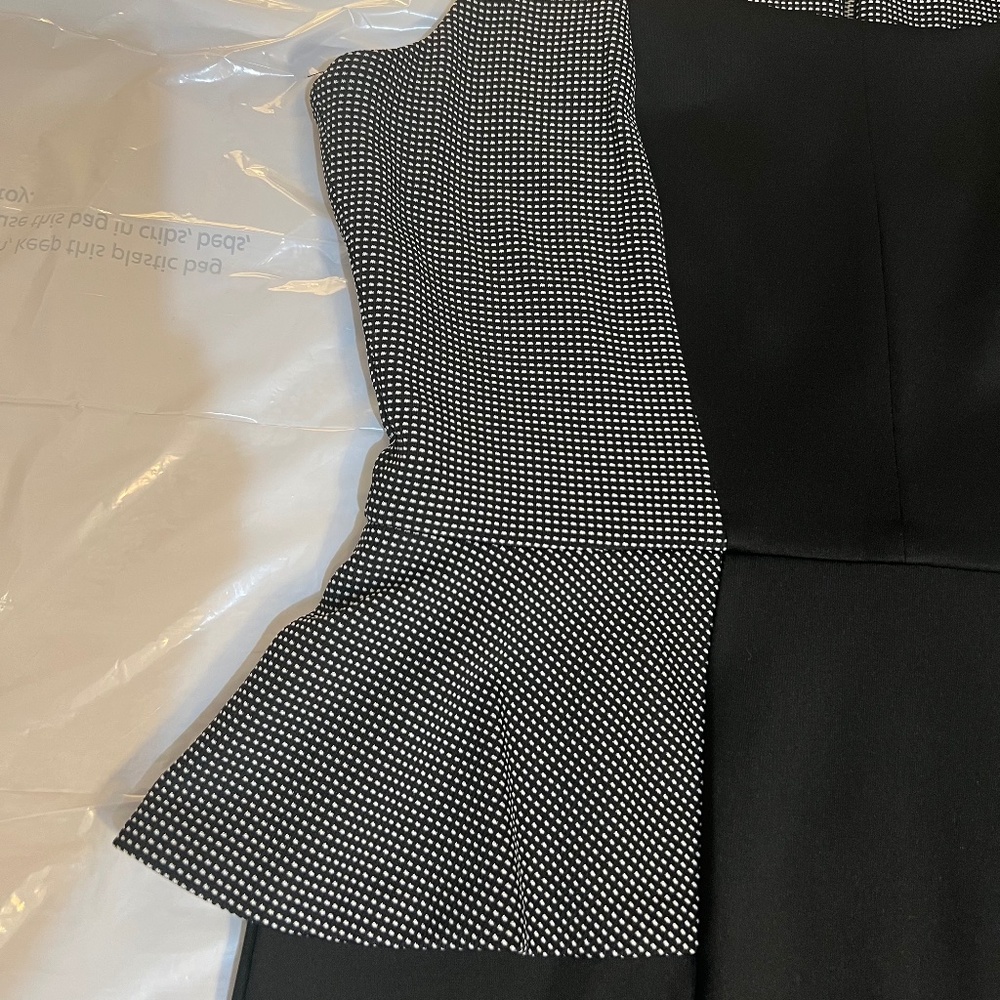 NWT XOXO Junior Sleeveless Peplum Dress in Black & White Size 13/14 - Picture 9 of 11